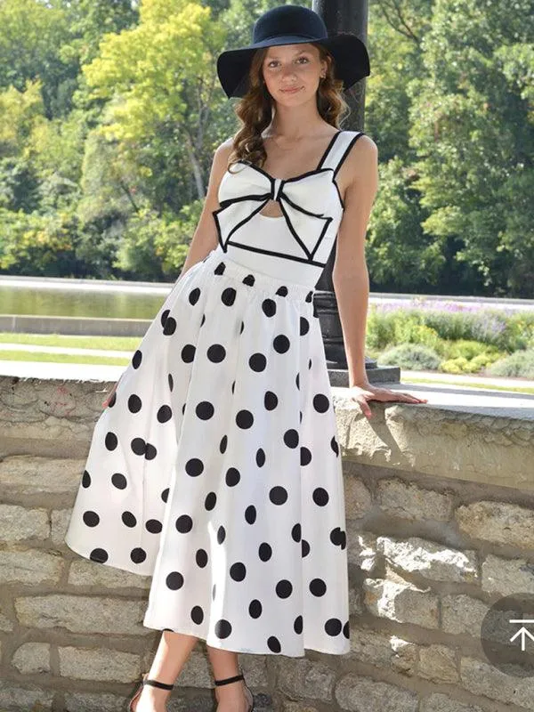 Charming Bow-Embellished Swim Set with Playful Polka Dot Skirt for Trendy Escapes