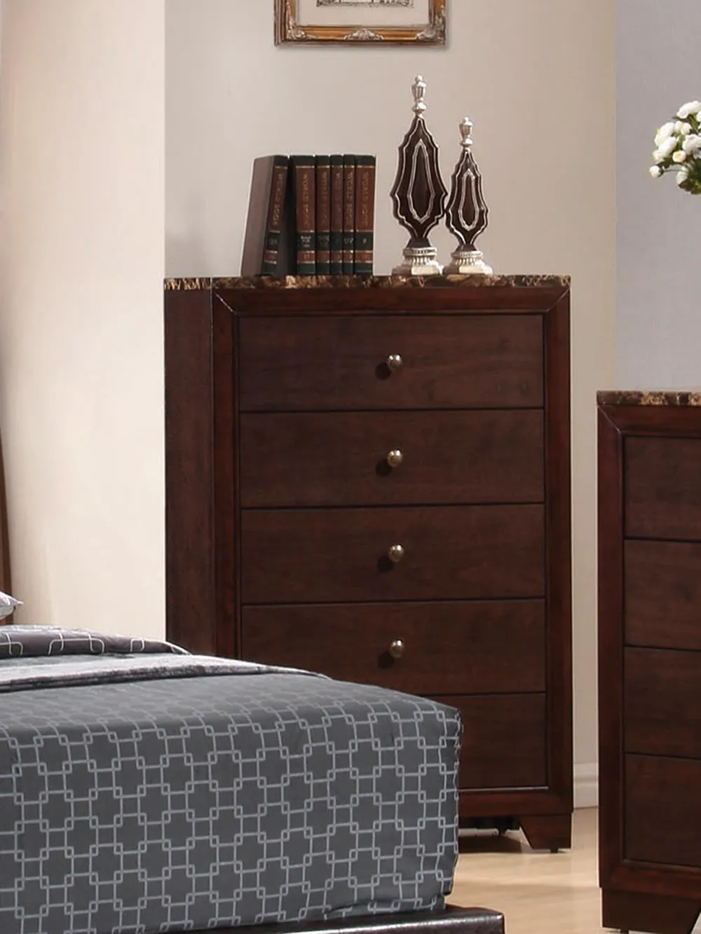 Conner Collection - Conner 5-drawer Rectangular Chest Cappuccino