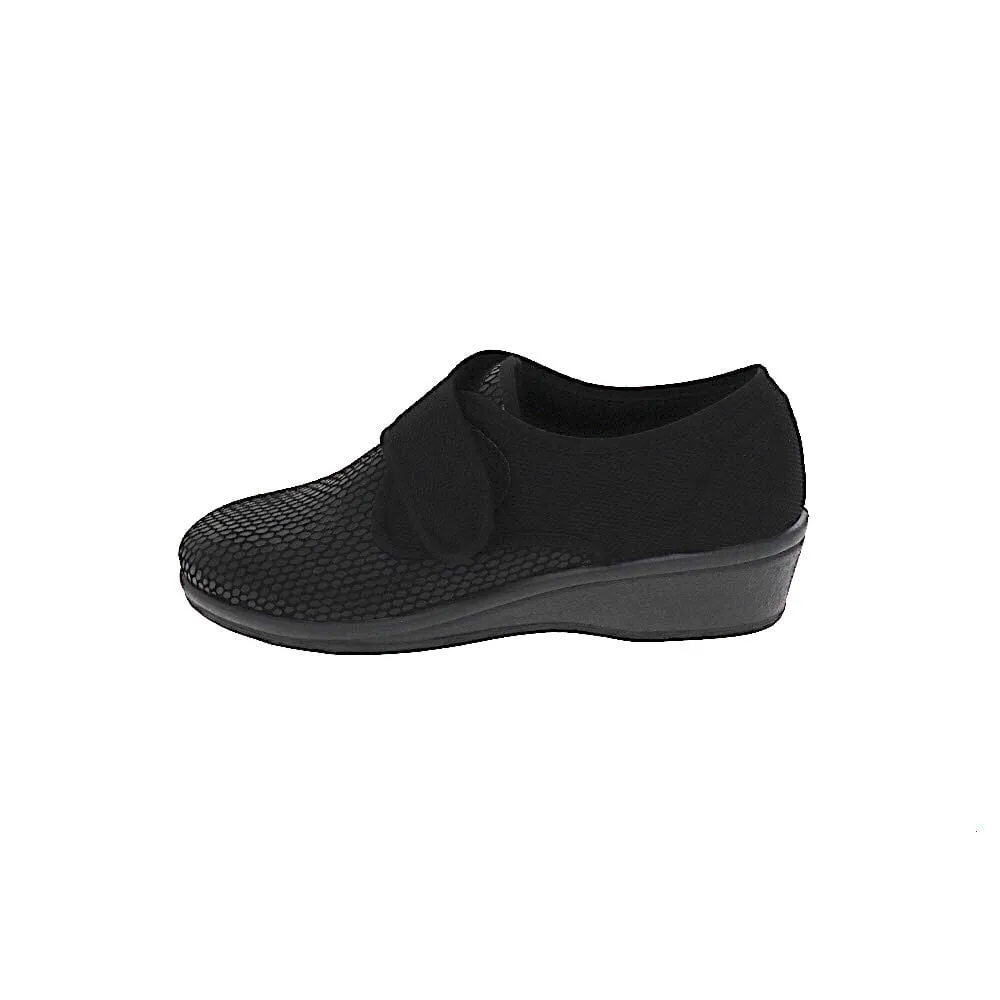 Foamtreads Women's Sabrina Slippers- Black