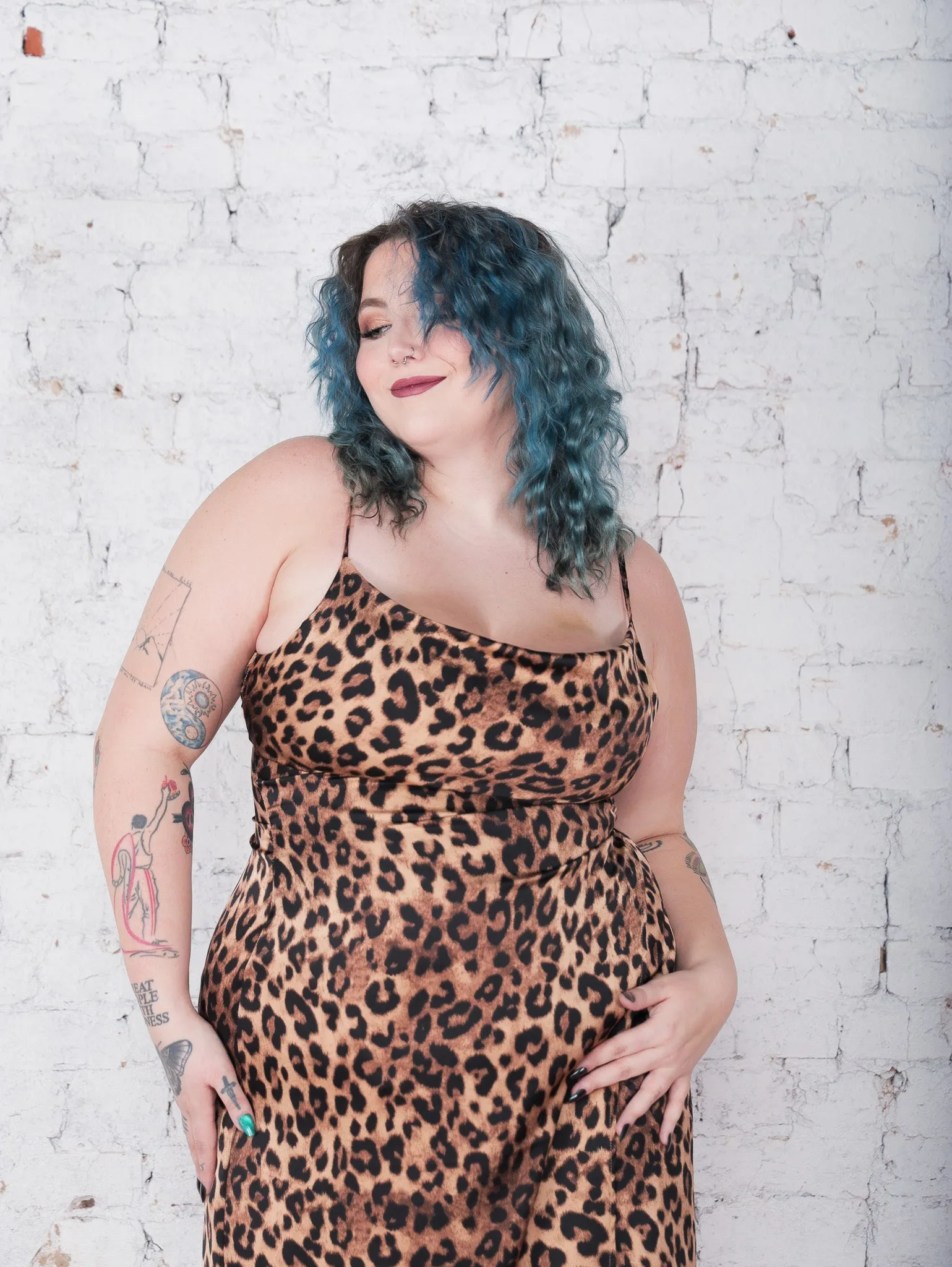 Lessie Leopard Midi Dress