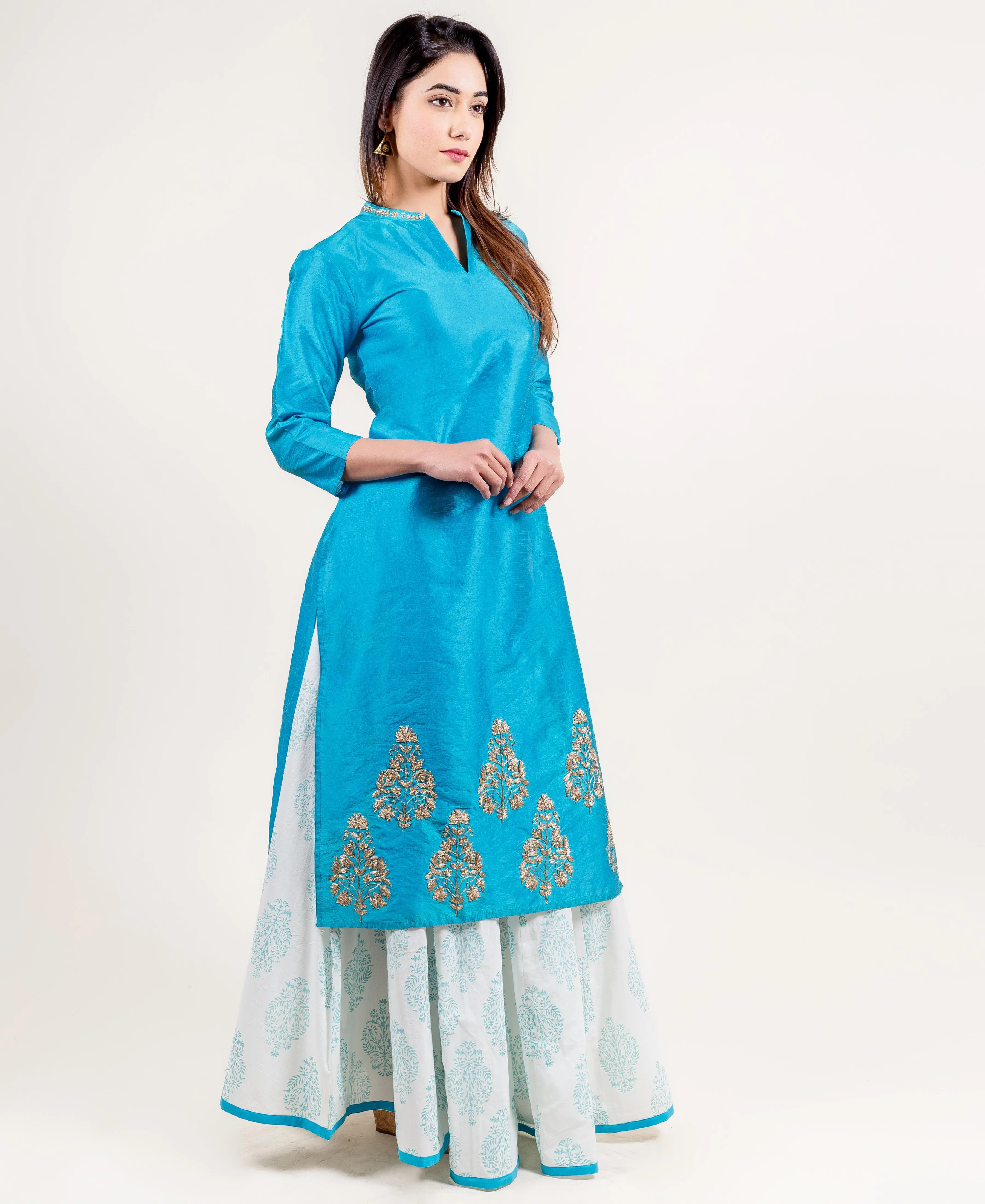 Pencil Cut Dupion Embroidered Kurta