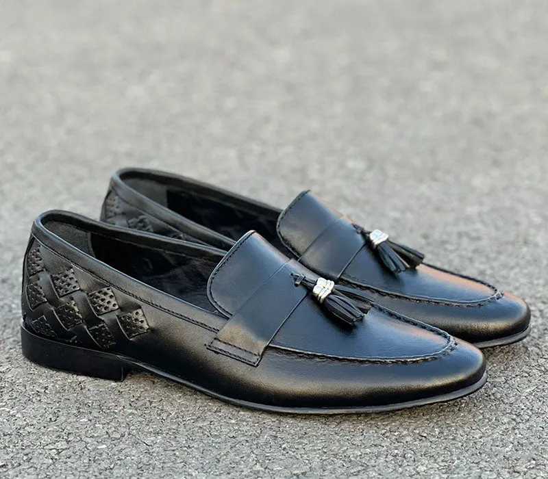 THE ALTONA TUSSEL BLACK - 2418